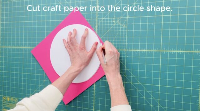 Glue craft paper to circle